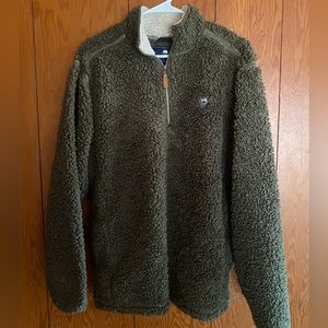 Southern shirt men’s Sherpa pullover quarter zip. Dark green size M. Like new